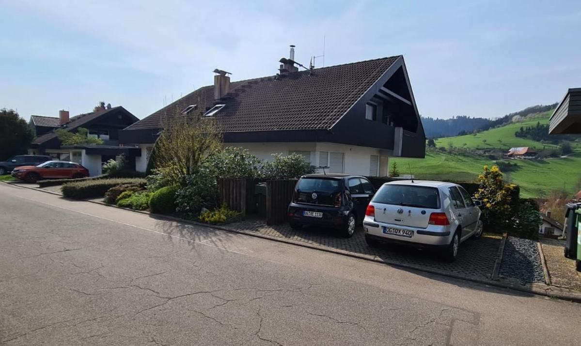 Ferienwohnung Mit Komfort Oberharmersbach Exterior photo